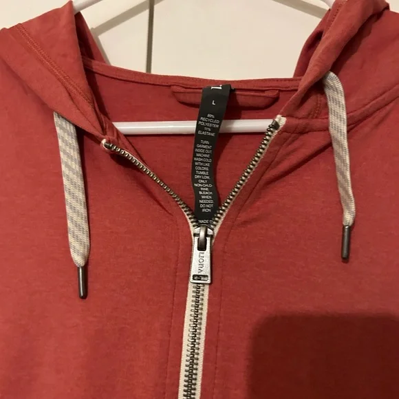 NWOT Vuori Perfomance Hoodie in Orange - Picture 4 of 8